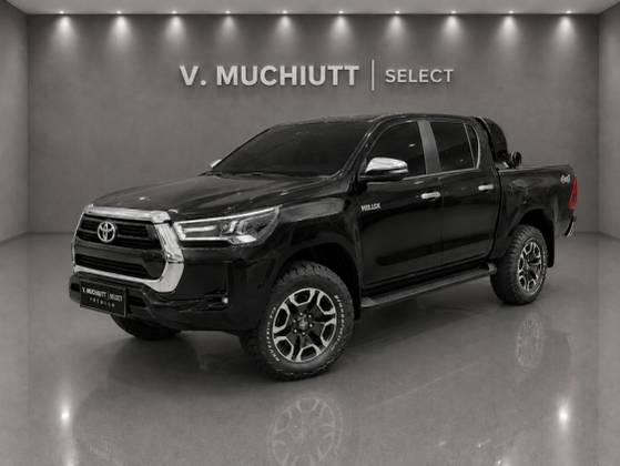 TOYOTA HILUX 2.8 D-4D TURBO DIESEL CD SRX PLUS 4X4 AUTOMÁTICO